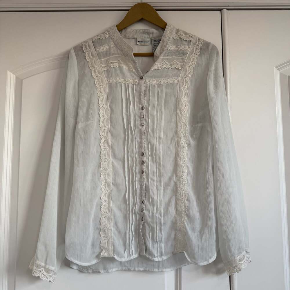 White Stag Vintage White Lace Trim Pintuck Long Sleeve Blouse